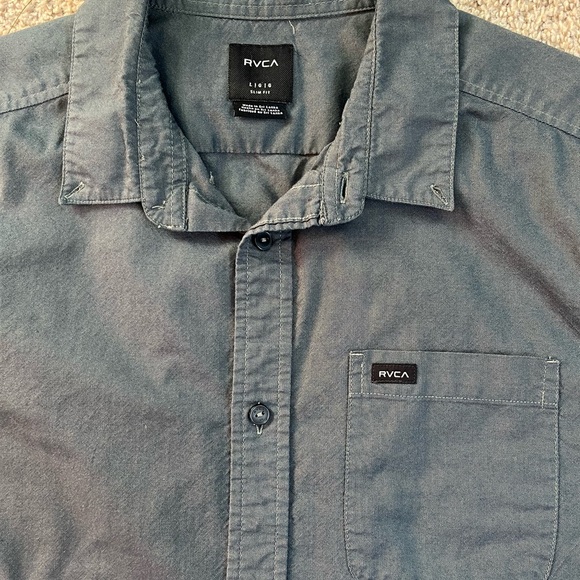 RVCA short sleeve button up shirt, men’s Large - Picture 2 of 3